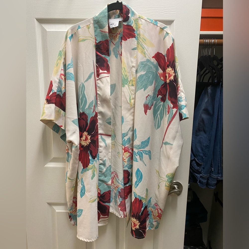 ASOS Curve Kimono Top in Cream with Floral pattern